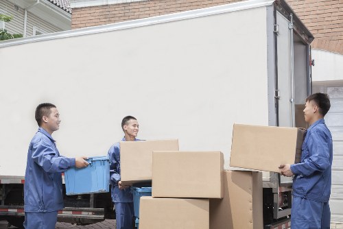 Removal company services in Shoreditch